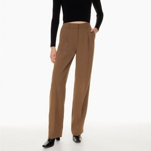 Aritzia Effortless Pant